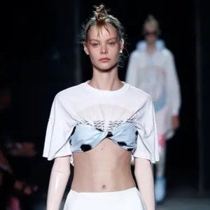 Marc by Marc Jacobs Runaway Crop-Top
